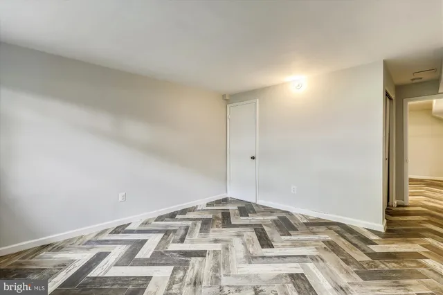 $1,095,000 | 5511 Huntington Parkway, Bethesda, MD 20814