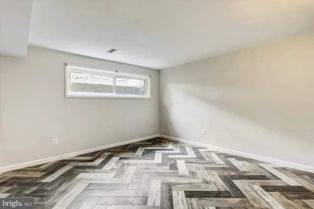 $1,095,000 | 5511 Huntington Parkway, Bethesda, MD 20814