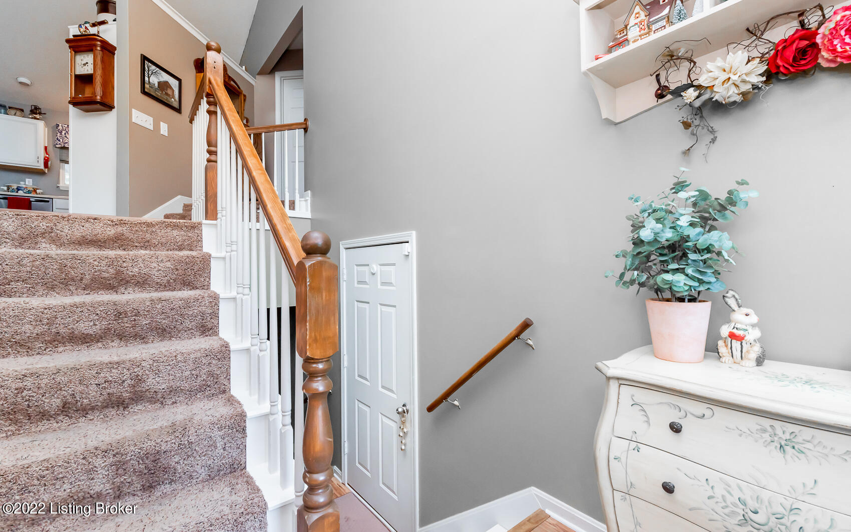 467 Long Needle Road Brandenburg, KY 40108 - Photo 13 of 45 From the entrance of the home, step down to the lower level or make your way up to the main living areas