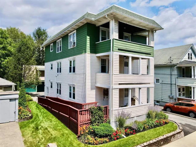 $1,200 | 147 East Frederick Street, Binghamton, NY 13904
