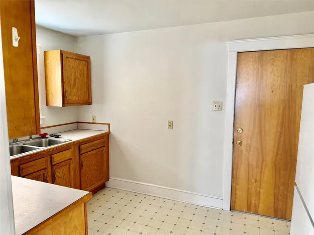 $1,200 | 147 East Frederick Street, Binghamton, NY 13904