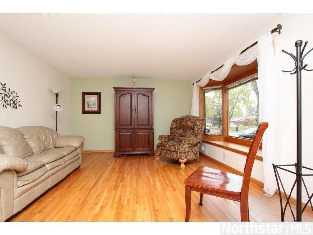 8649 Rich Road Bloomington, MN 55437 - Photo 3 of 18
