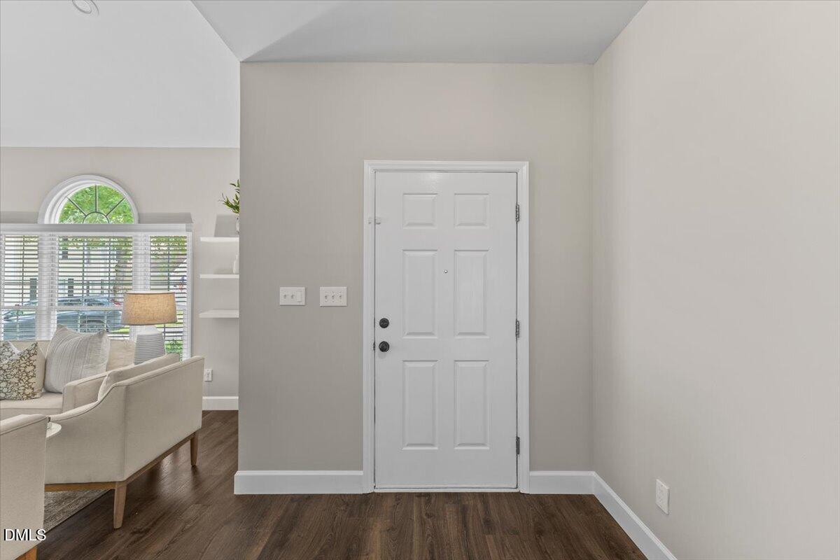 11941 Fairlie Place Raleigh, NC 27613 - Photo 7 of 74 07-11941 Fairlie Pl