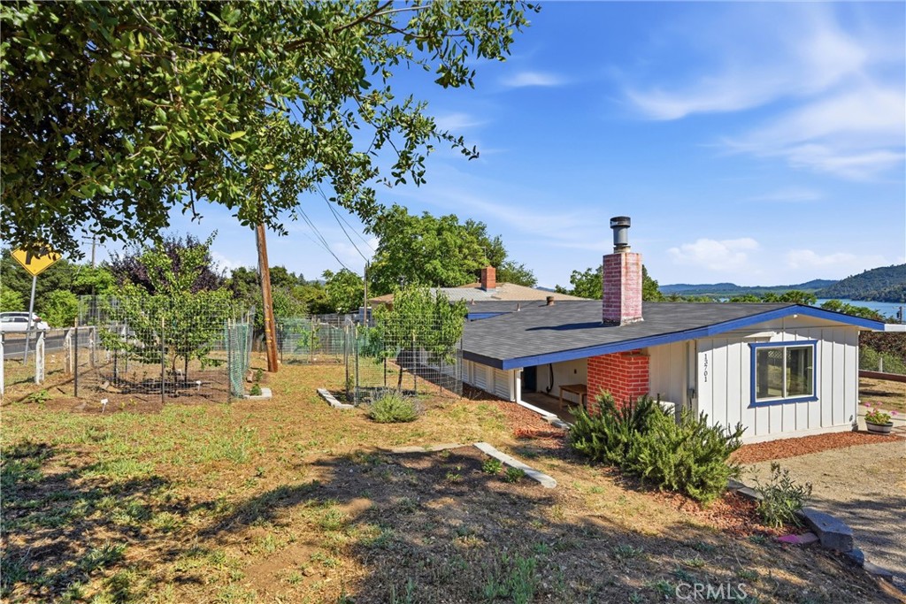 13701 Arrowhead Road Clearlake, CA 95422 - Photo 19 of 21