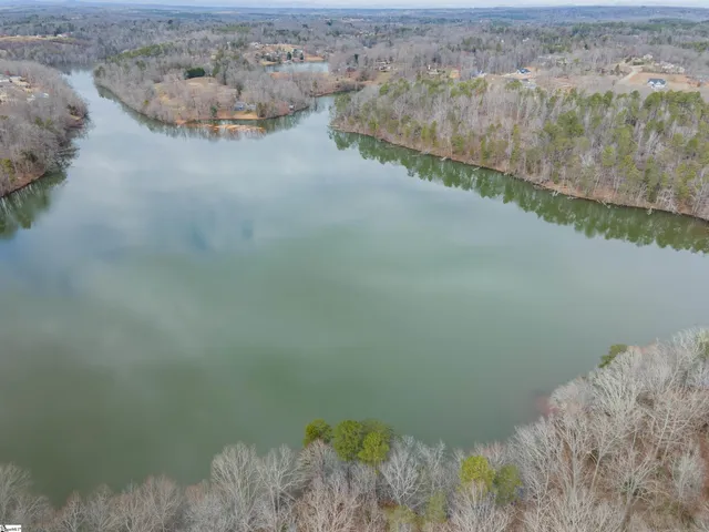 $210,000 | 799 East Long Bay Drive, Inman, SC 29349