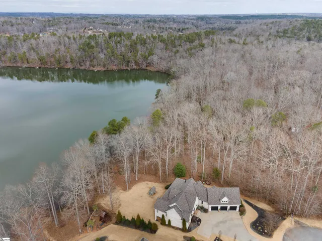 $210,000 | 799 East Long Bay Drive, Inman, SC 29349