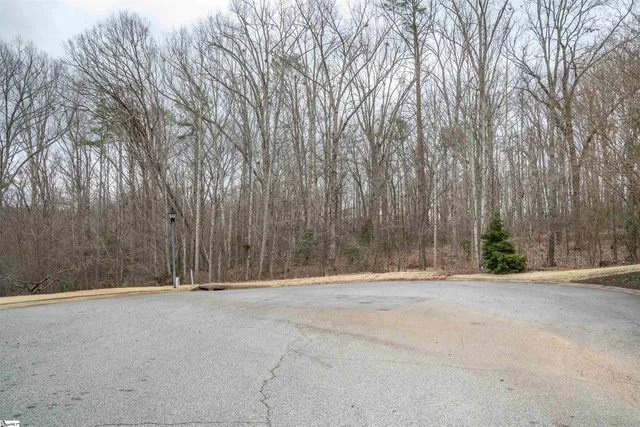 $210,000 | 799 East Long Bay Drive, Inman, SC 29349