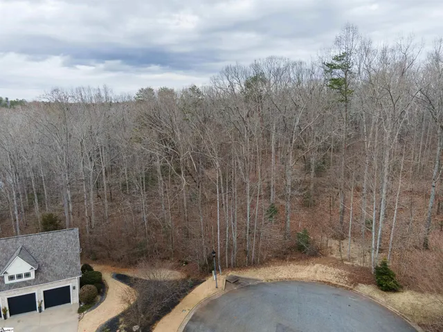 $210,000 | 799 East Long Bay Drive, Inman, SC 29349