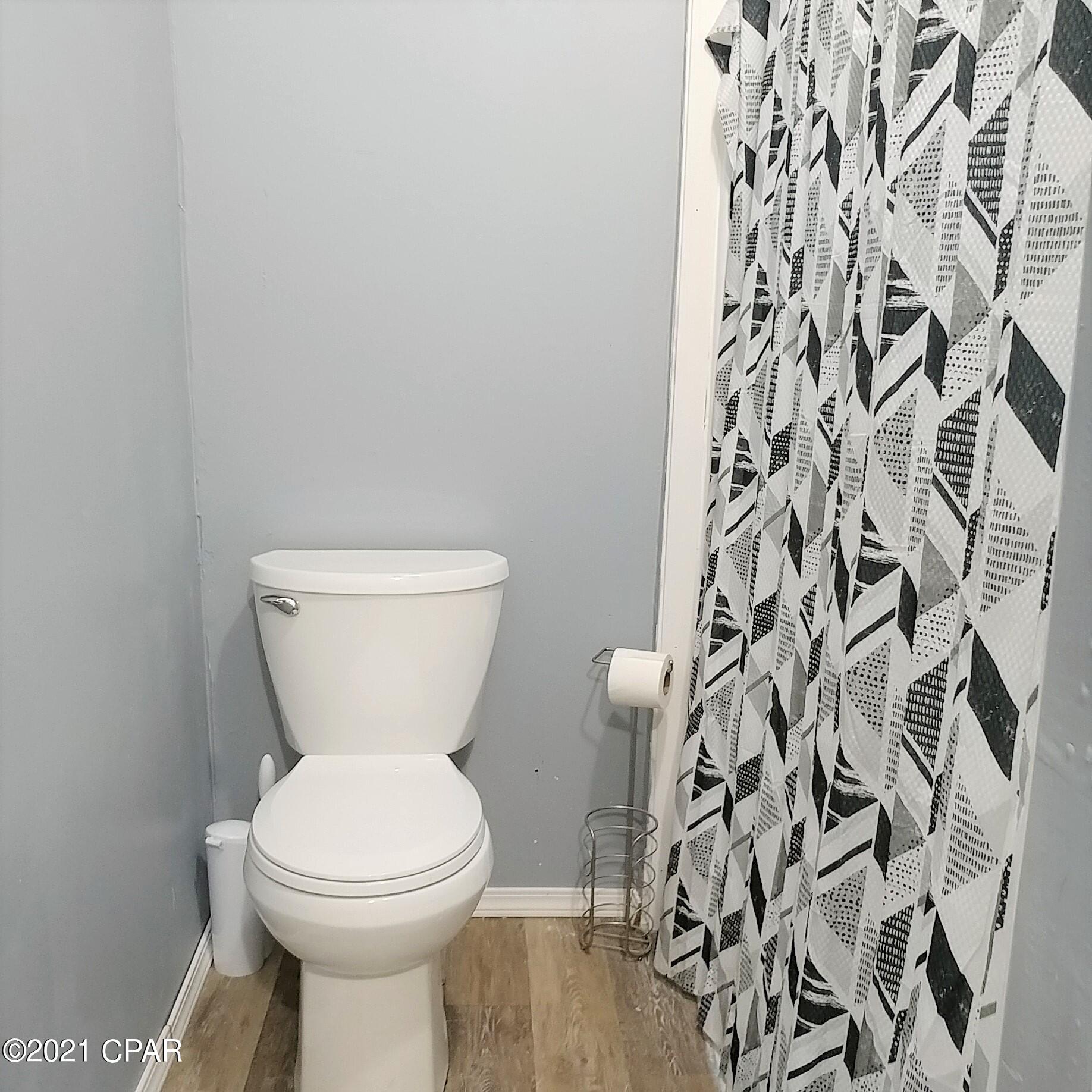 4108 Harcus Road Caryville, FL 32427 - Photo 13 of 20 Gallery Image 13
