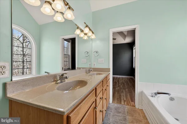 $399,000 | 18 Chickasaw Place, Charlottesville, VA 22902