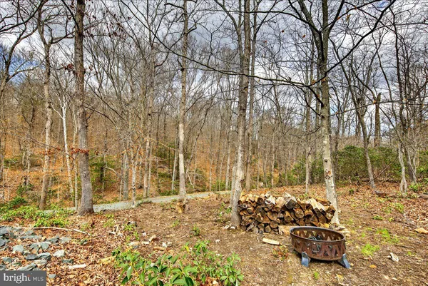 $399,000 | 18 Chickasaw Place, Charlottesville, VA 22902