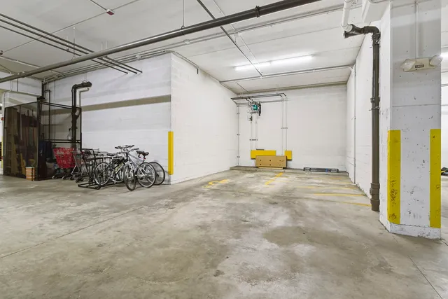 $349,000 | 1 South Lincoln Avenue, Unit 206, Lombard, IL 60148