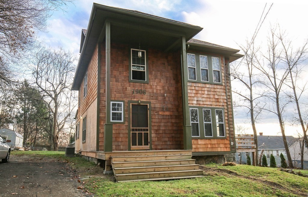 14 St Anthony Street Worcester, MA 01607 - Photo 1 of 23 Gallery Image 1