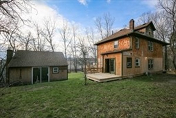 14 St Anthony Street Worcester, MA 01607 - Photo 11 of 23 Gallery Image 11