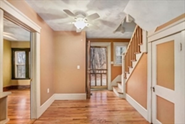 14 St Anthony Street Worcester, MA 01607 - Photo 6 of 23 Gallery Image 6