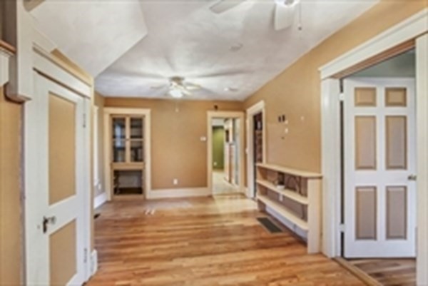 14 St Anthony Street Worcester, MA 01607 - Photo 7 of 23 Gallery Image 7