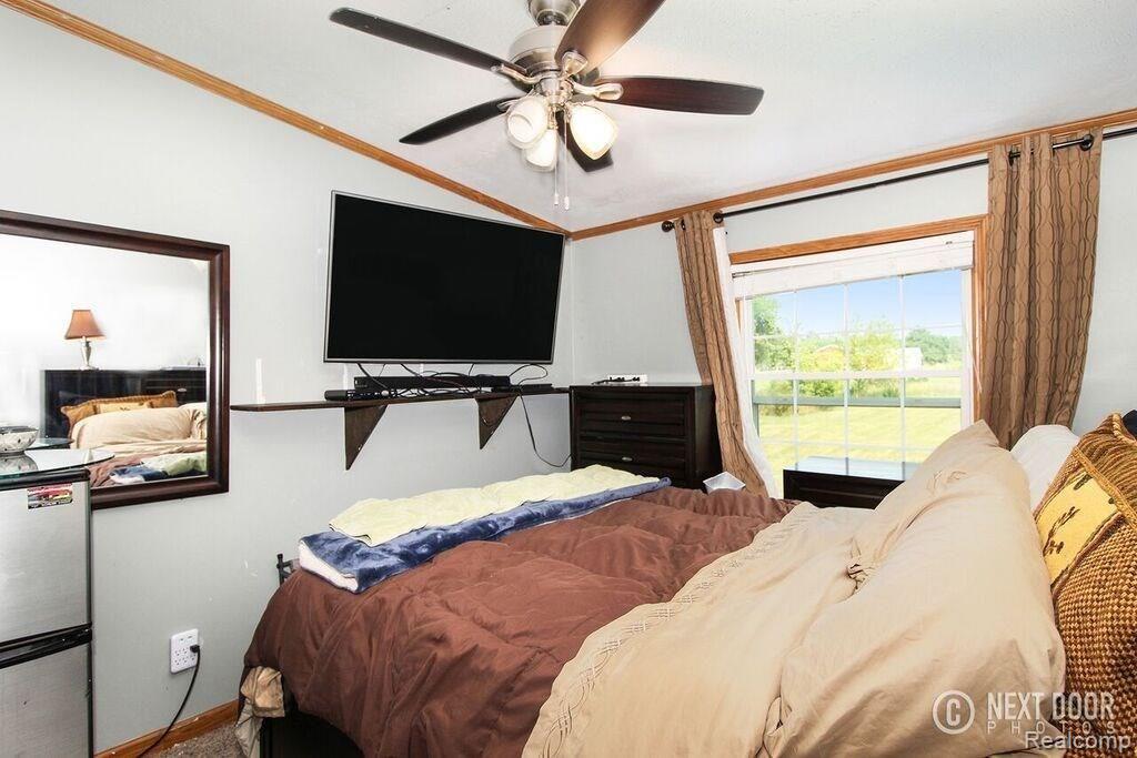 4175 Pleasant Valley Road Brighton, MI 48114 - Photo 18 of 34 i bedroom 1.jpg