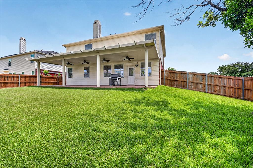 8208 Hidden Path Lane Denton, TX 76210 - Photo 33 of 40