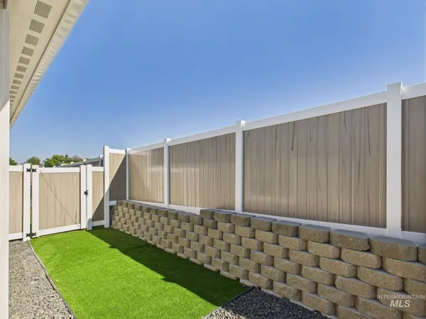 $499,900 | 2102 Alder Avenue, Unit A, Lewiston, ID 83501