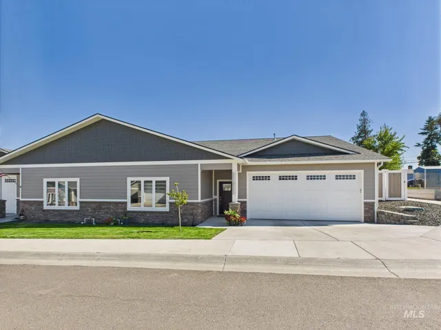 $515,000 | 2102 Alder Avenue, Unit A, Lewiston, ID 83501