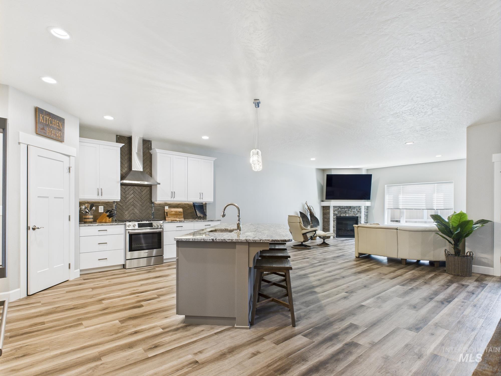 2102 Alder Avenue, Unit A Lewiston, ID 83501 - Photo 3 of 29