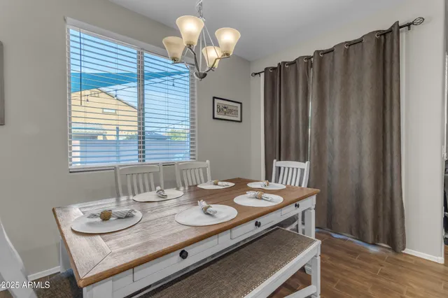 $525,000 | 6943 North 88th Drive, Glendale, AZ 85305