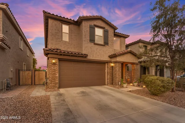 $525,000 | 6943 North 88th Drive, Glendale, AZ 85305