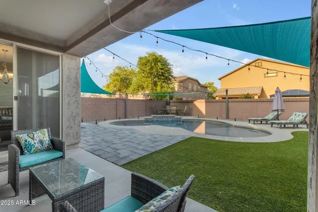 $525,000 | 6943 North 88th Drive, Glendale, AZ 85305