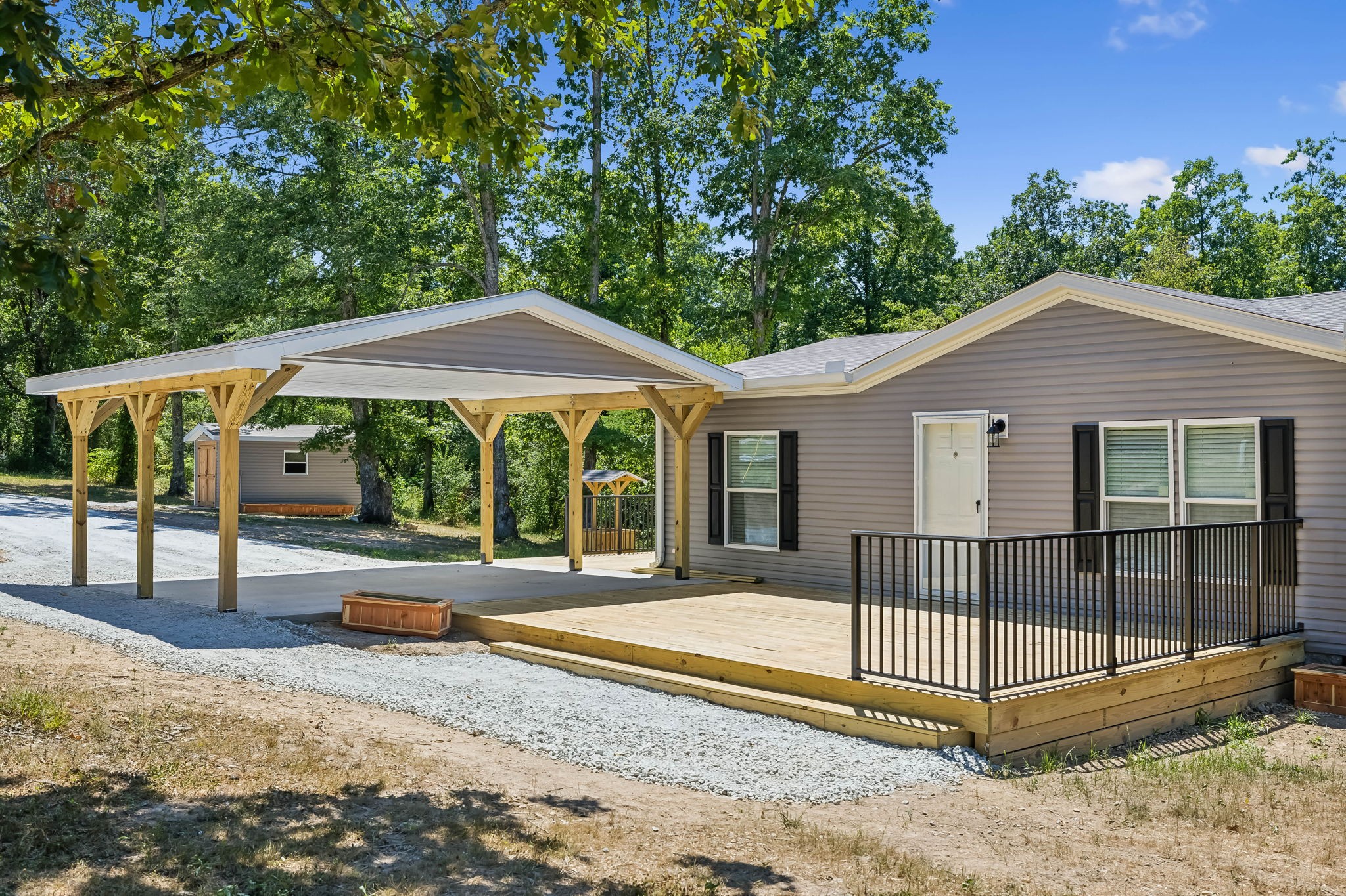 2150 Buffalo Road Hohenwald, TN 38462 - Photo 5 of 32 Gallery Image 5