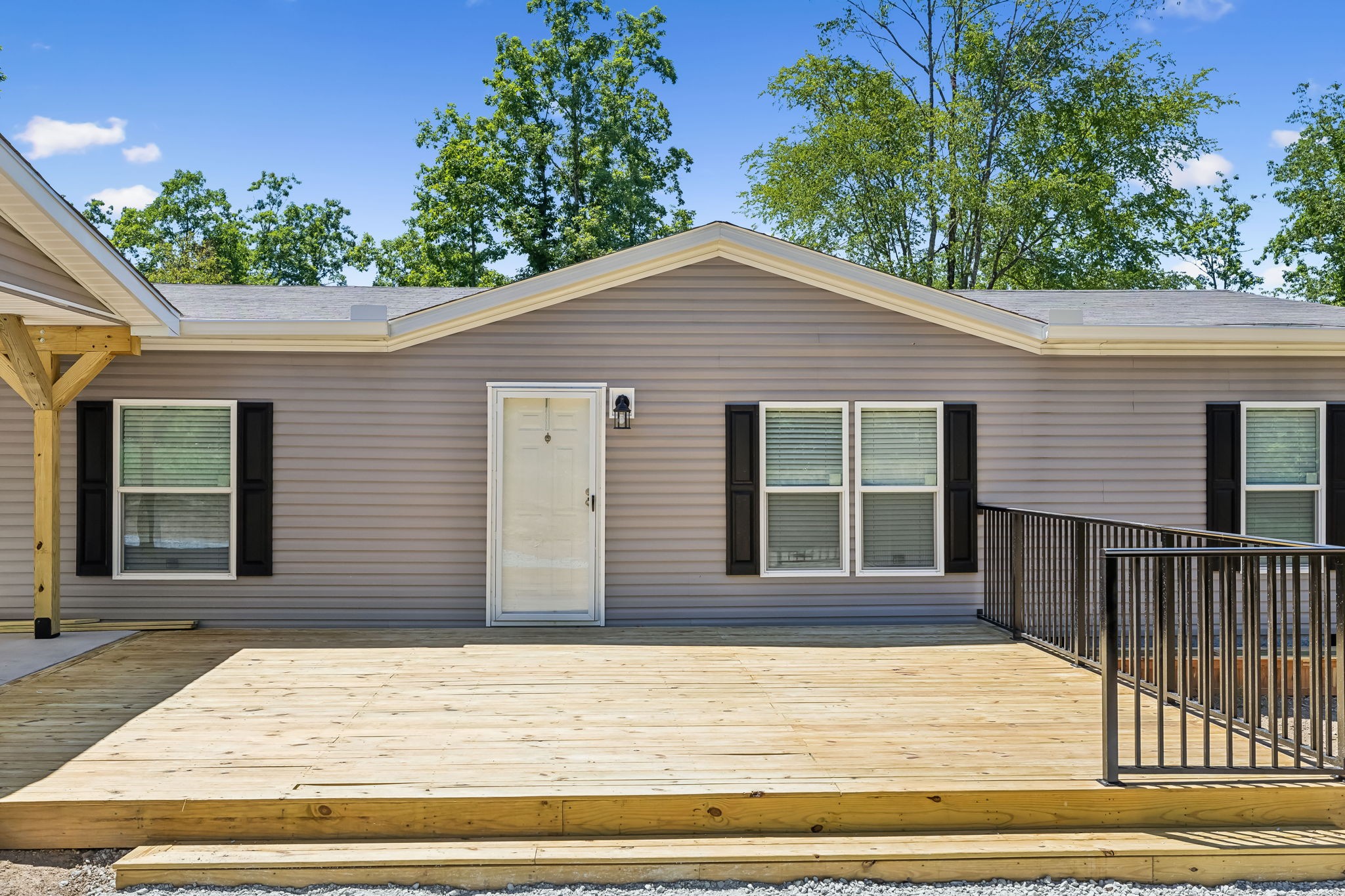 2150 Buffalo Road Hohenwald, TN 38462 - Photo 6 of 32 Gallery Image 6