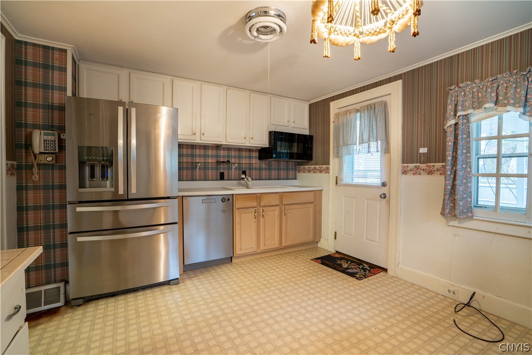 31 West Main Street German Flatts, NY 13407 - Photo 6 of 45