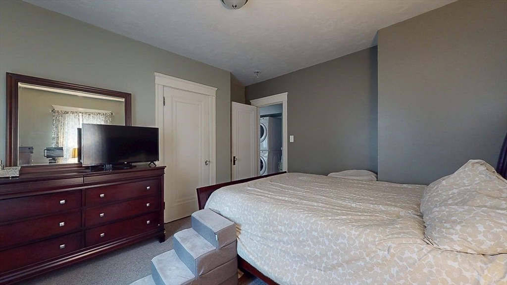 8 Brantwood Road Worcester, MA 01602 - Photo 15 of 42