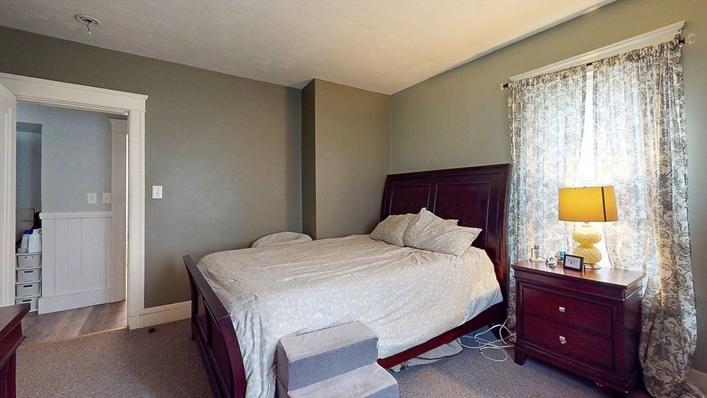 8 Brantwood Road Worcester, MA 01602 - Photo 16 of 42