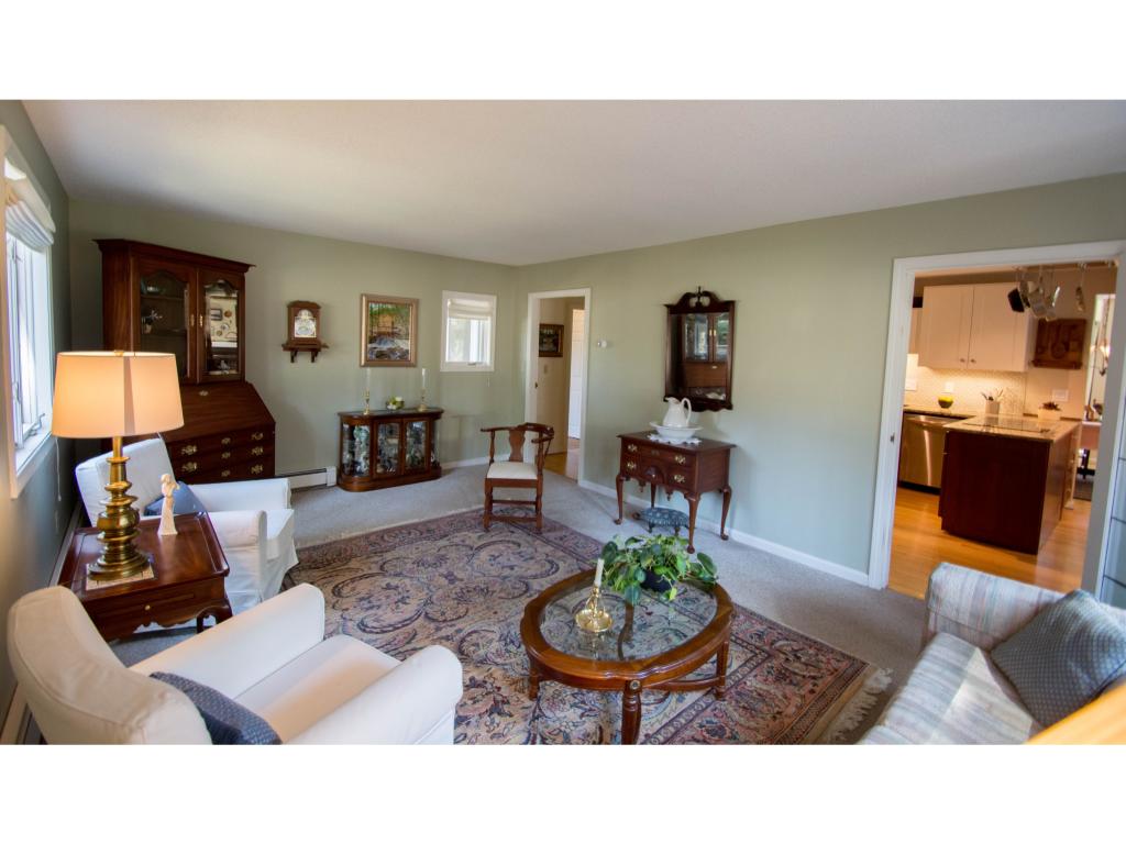 28 Standish Way Amherst, NH 03031 - Photo 16 of 33 Gallery Image 16
