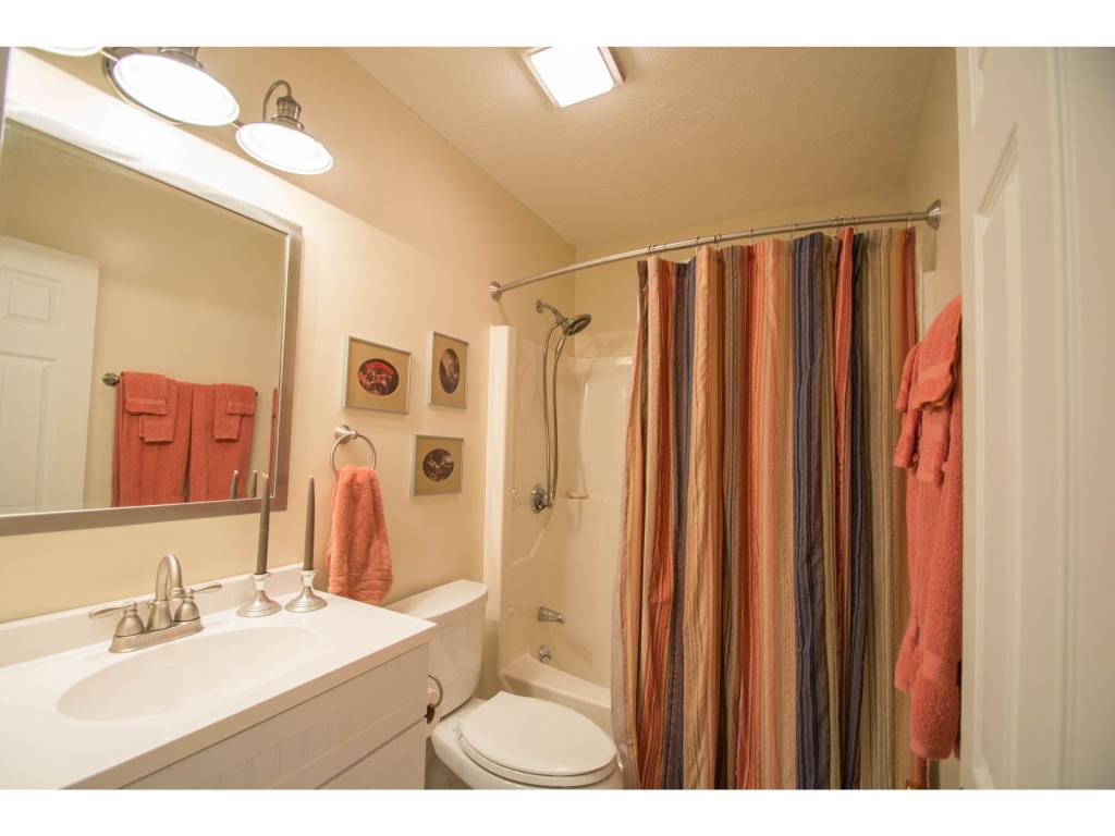 28 Standish Way Amherst, NH 03031 - Photo 28 of 33 Gallery Image 28