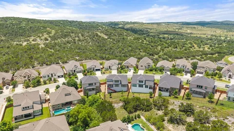 $660,000 | 6320 Empresa Drive, Austin, TX 78738