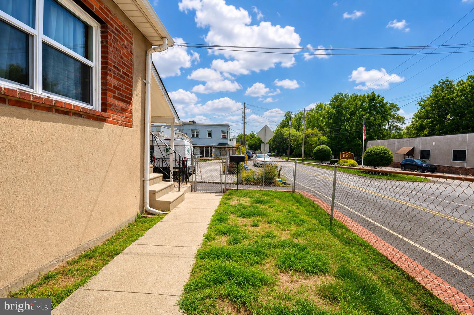 467 Mill Road Bensalem, PA 19020 - Photo 7 of 45 Charming pathway to a sunny street.