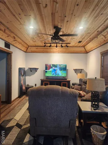 $275,000 | 6275 Mohawk Drive, French Village, MO 63036