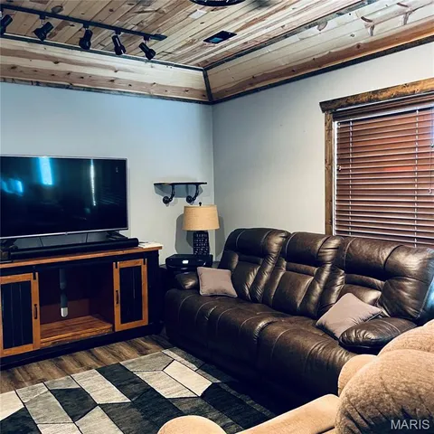 $275,000 | 6275 Mohawk Drive, French Village, MO 63036