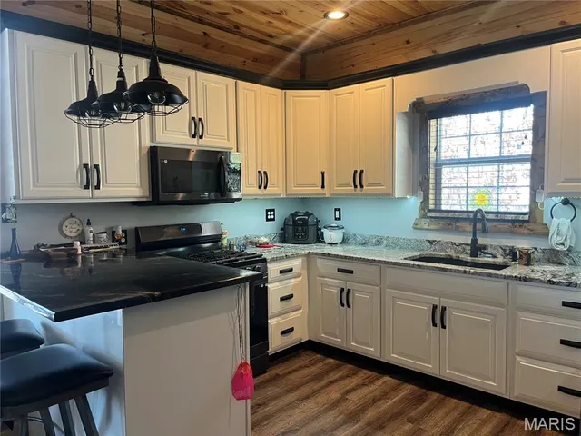 $275,000 | 6275 Mohawk Drive, French Village, MO 63036