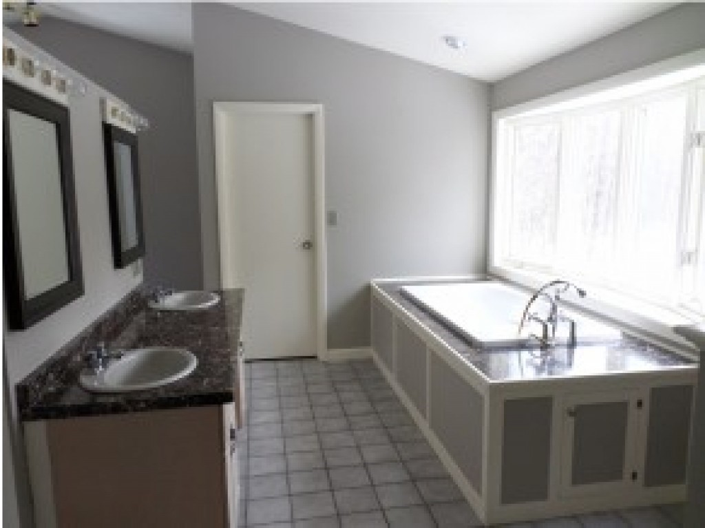 136 Gulf Road Northwood, NH 03261 - Photo 14 of 18