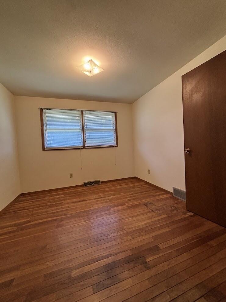 4302 East Park Ridge Lane Sheboygan, WI 53083 - Photo 10 of 10 10) 70450-69eed27b7e831
