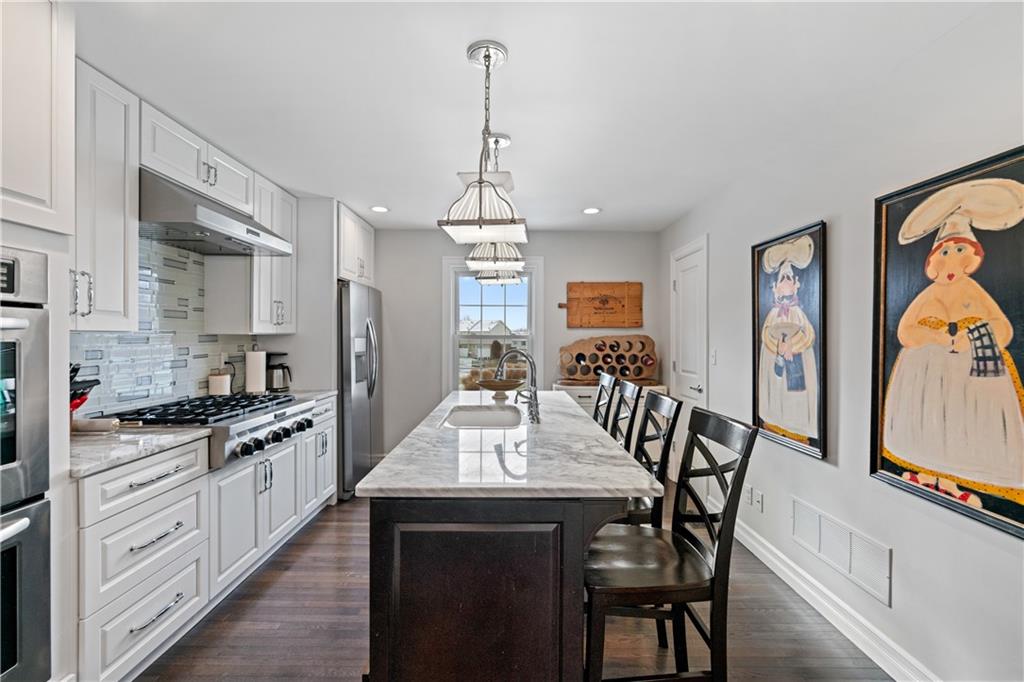 445 Shady Ridge Drive Monroeville, PA 15146 - Photo 5 of 25