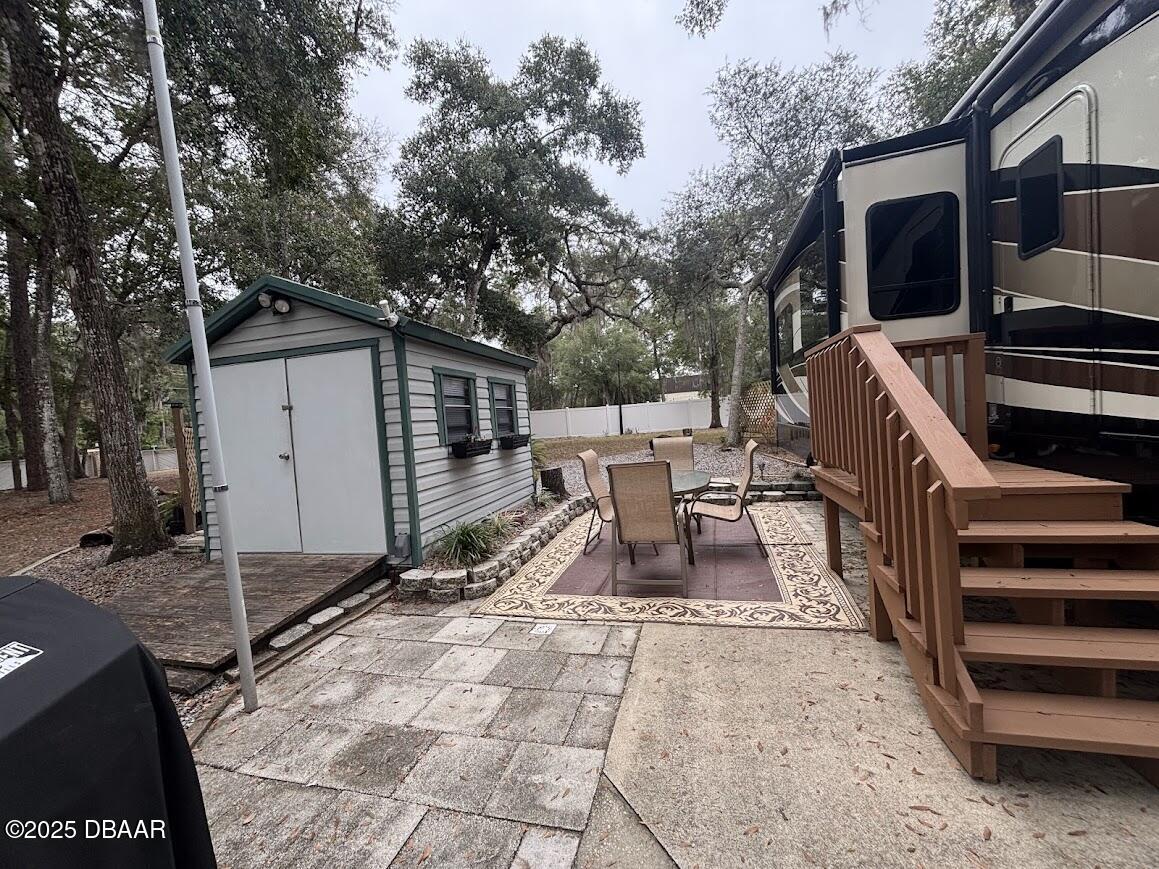 14287 Northeast 252nd Ct Road Salt Springs, FL 32134 - Photo 5 of 30 6