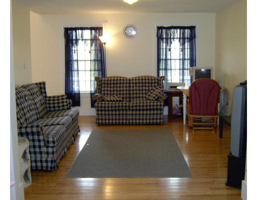 86 Wheelock Road Sutton, MA 01590 - Photo 3 of 6