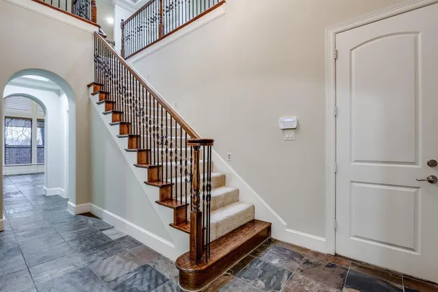 a view of entryway and hall