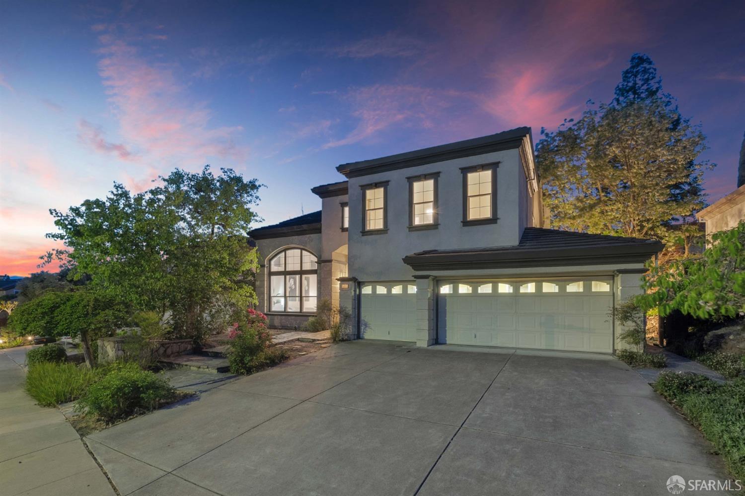 624 Sunflower Court San Ramon, CA 94582 - Photo 2 of 21 a front view of a house with a yard