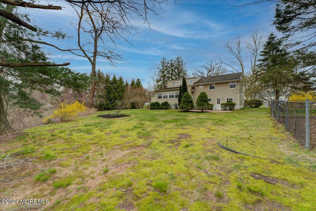 154 Riveredge Road Tinton Falls, NJ 07724 - Photo 26 of 34 27-Backyard