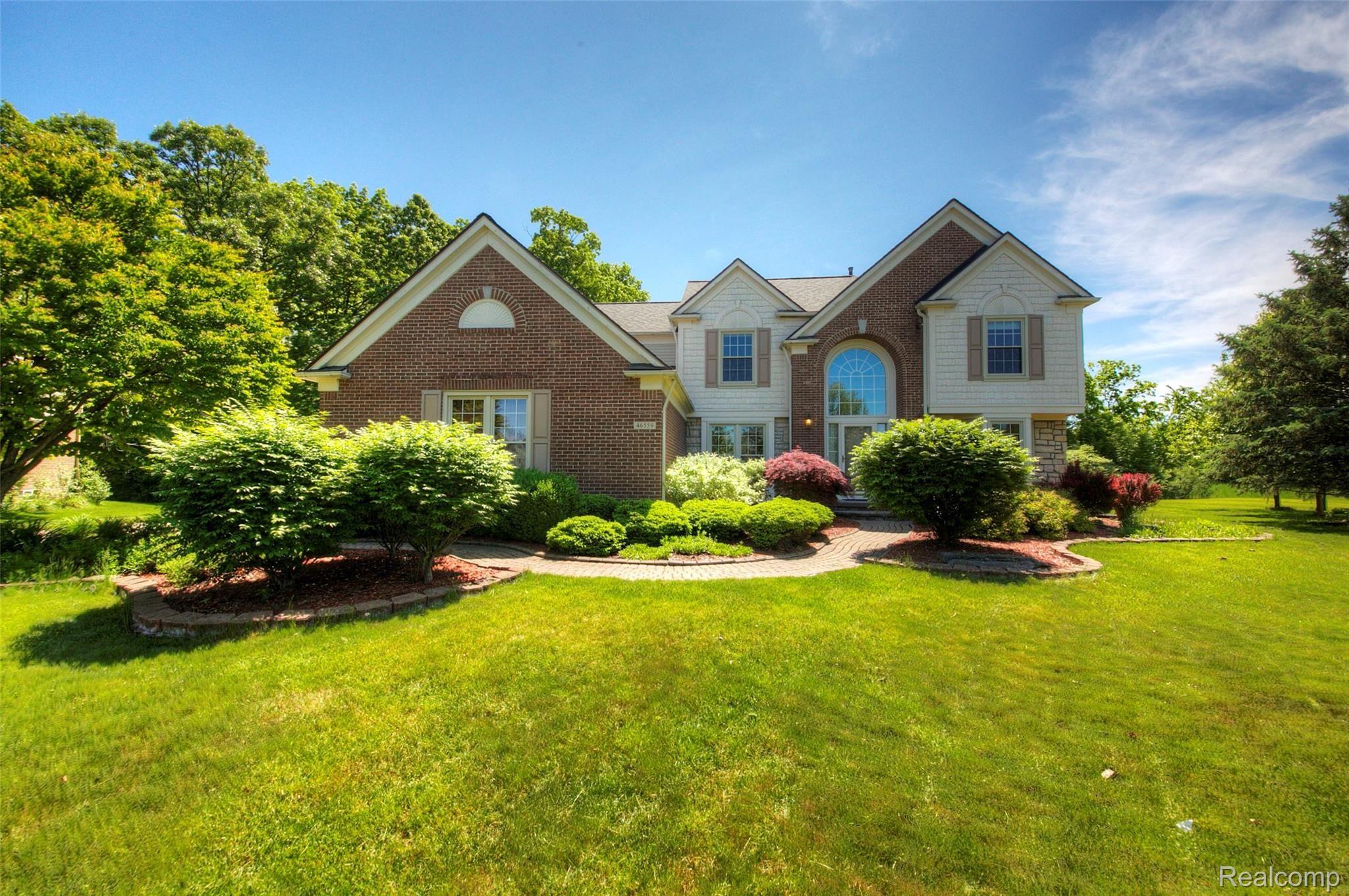 46559 Inverness Road Canton, MI 48188 - Photo 3 of 48 2 Front.jpg