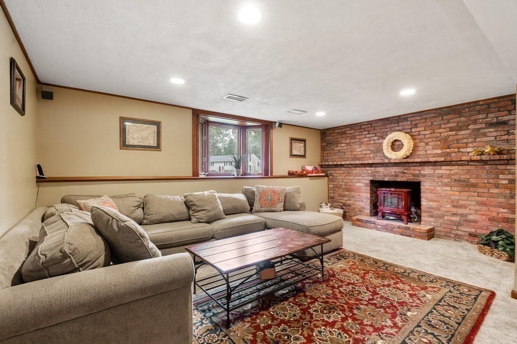 99 Joyce Road Framingham, MA 01701 - Photo 21 of 29 Gallery Image 21